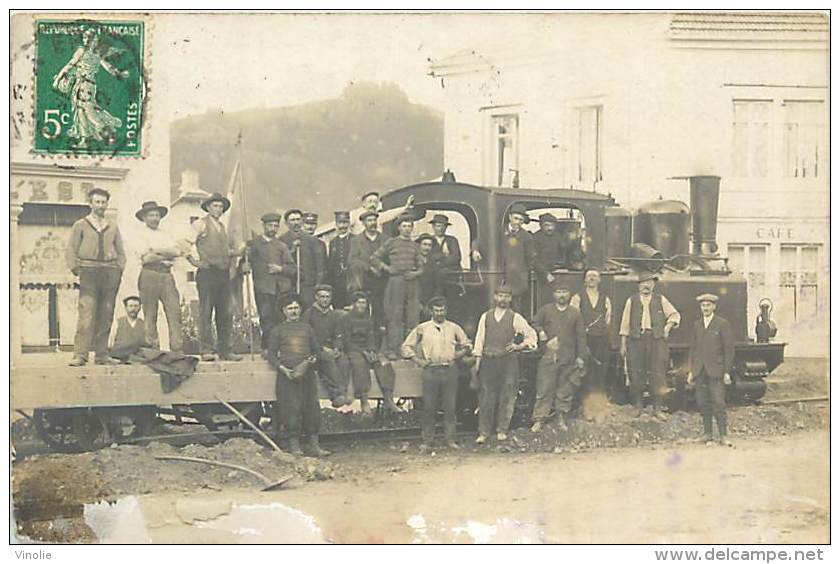 A-16 4253 : CARTE PHOTO LOCOMOTIVE TRAVAUX EN GARE  VILLE A LOCALISER  BUSSANG A EPINAL - Autres & Non Classés