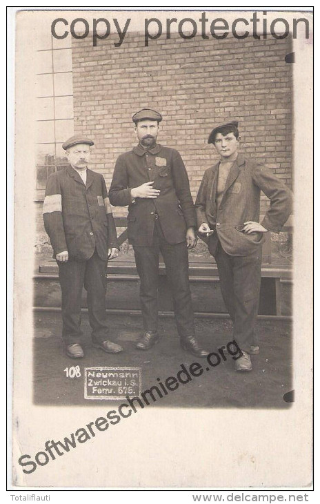 ZWICKAU Kriegsgefangene Aus Frankreich Im Lager 1914.18 Foto Neumann Fernruf 675 Ungelaufen - Zwickau