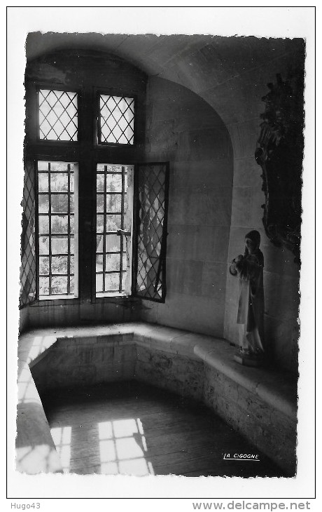 VALMONT EN 1967 - CHATEAU FORT - INTERIEUR DE LA CHAPELLE - CARTE FORMAT CPA NON VOYAGEE - Valmont