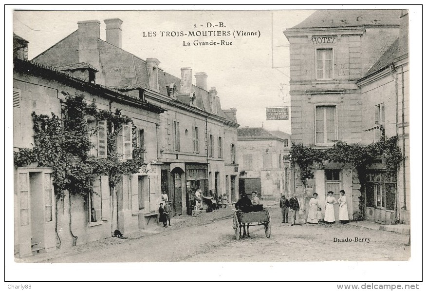 86-LES  TROIS-MOUTIERS- LA  GRANDE  RUE  N228 - Les Trois Moutiers