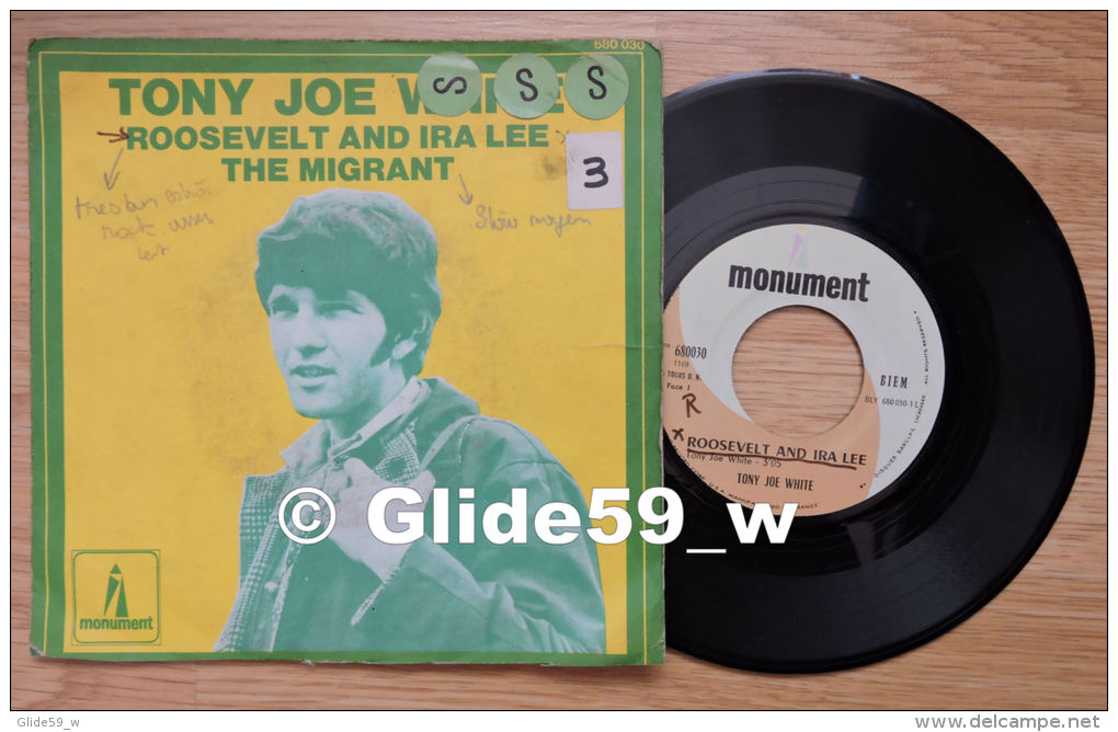 Tony Joe White - Roosevelt And Ira Lee - The Migrant - Monument N° 680 030 (45 Tours) - Sonstige & Ohne Zuordnung