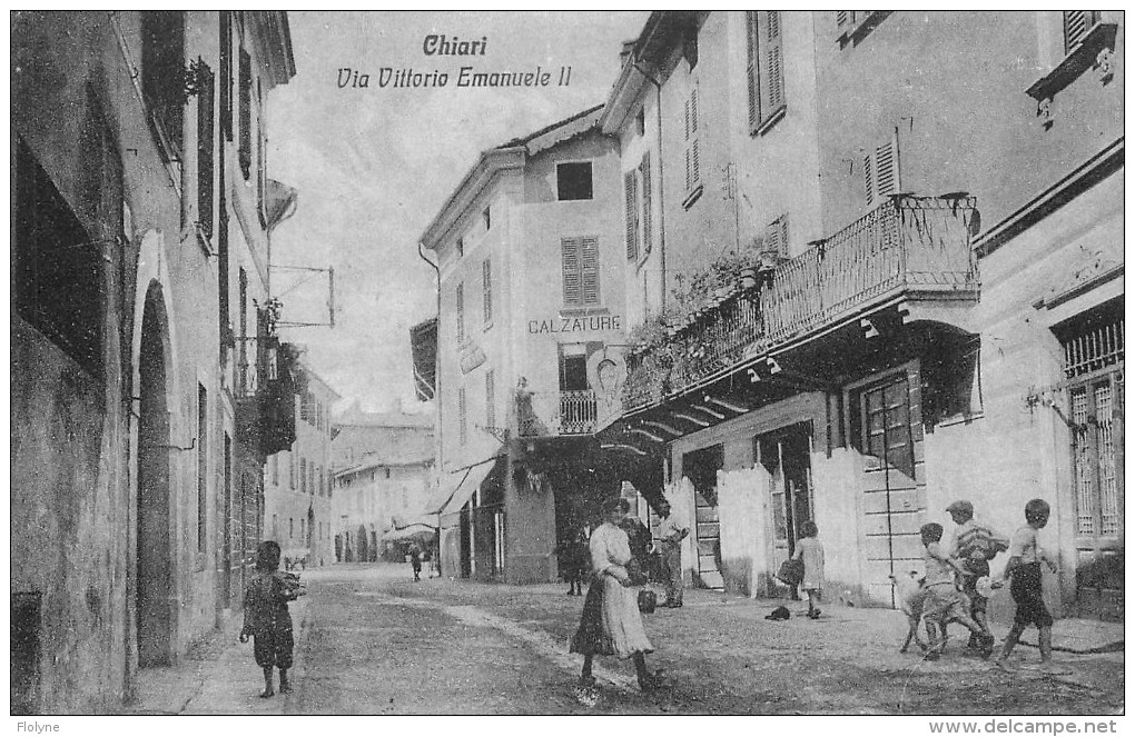 Chiaria - Italia - Via Vittorio Emanuele II - Calzature - Belle Animation - Brescia