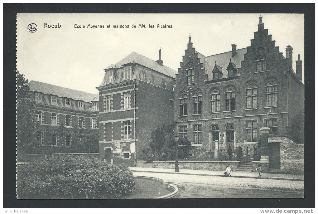 CPA - ROEULX - Ecole Moyenne Et Maisons De MM. Les Vicaires - Nels  // - Le Roeulx