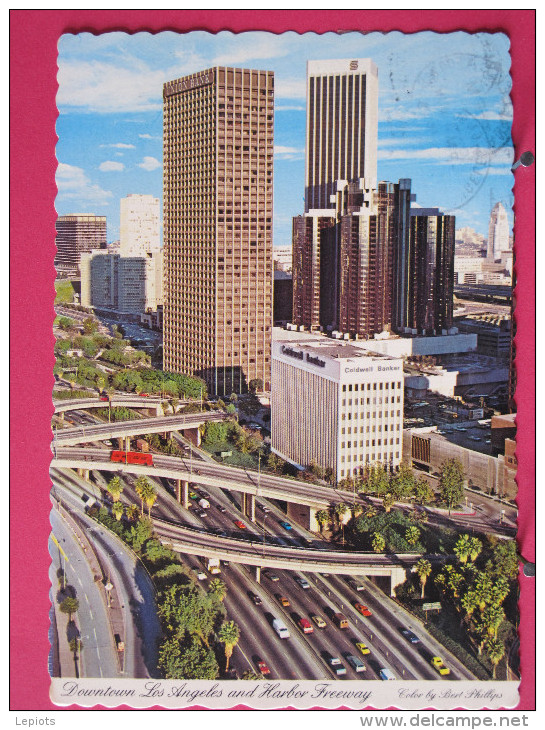 Etats Unis - Californie - Los Angeles - Downtown And Harbor Freeway - Jolis Timbres - Scans Recto-verso - Los Angeles