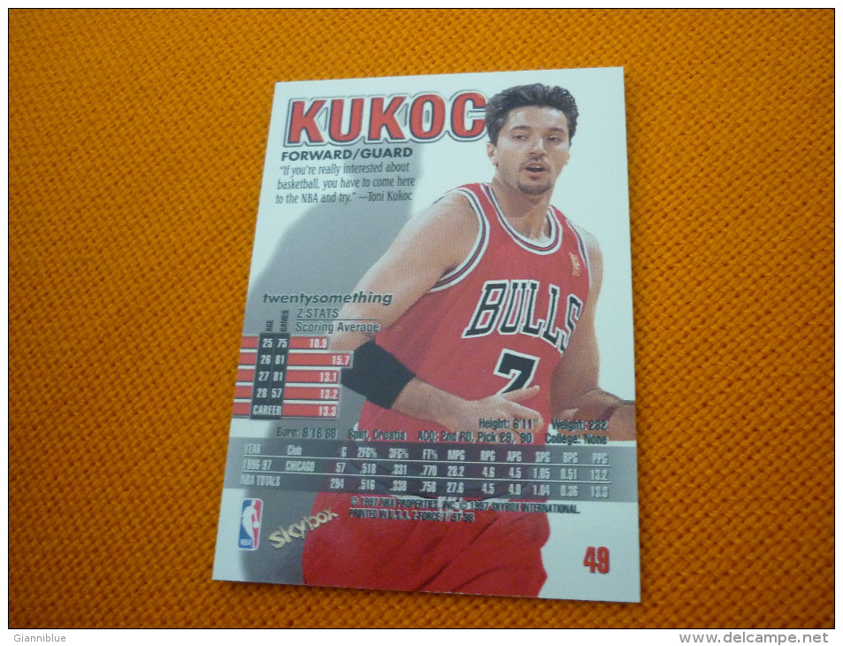 Toni Kukoc Chicago Bulls NBA Basketball Card SkyBox No 49 (Croatia Related) - 1990-1999