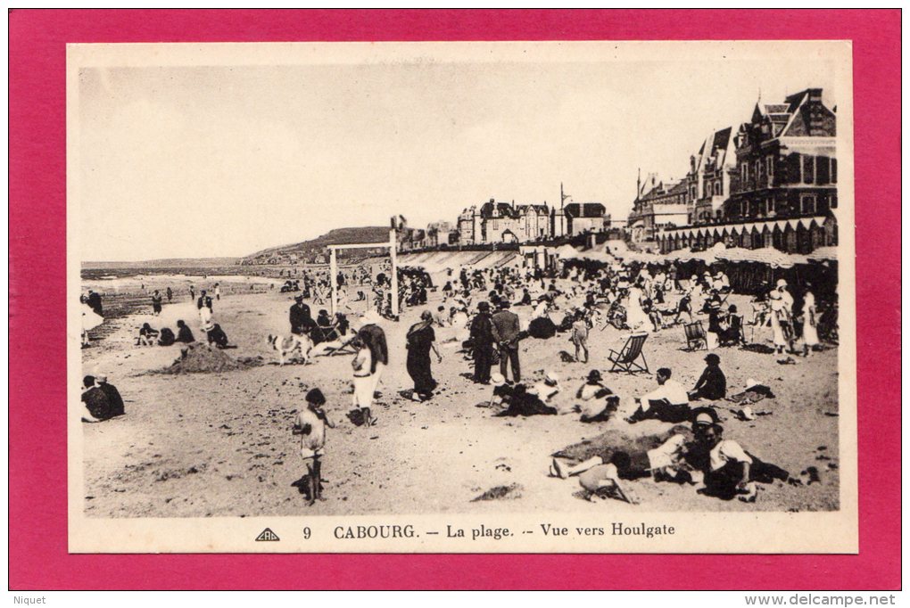 14 CALVADOS CABOURG, La Plage, Vue Vers Houlgate, Animée, (CAP, Strasbourg) - Cabourg