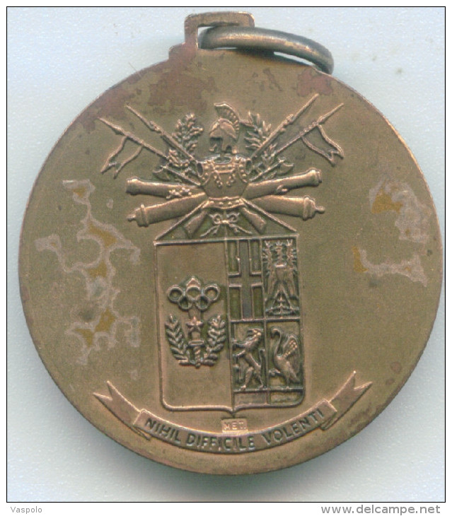 MILITARY SCHOOL OF PHYSICAL EDUCATION,SCUOLA MILITARE DI EDUCAZIONE FISICA MEDAL DIAMETER 3 Cm - Italy