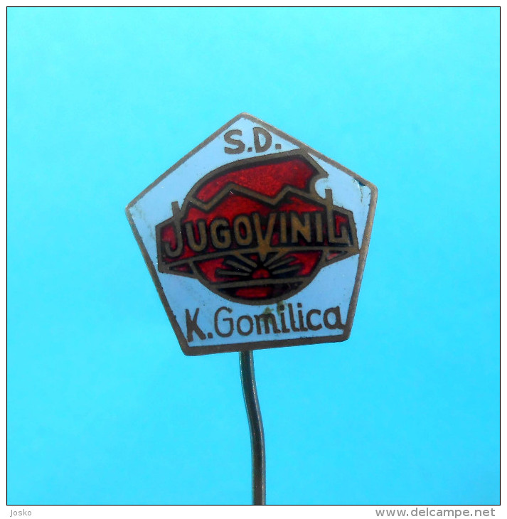 SD JUGOVINIL Kastel Gomilica - Croatia Football Club Vintage Enamel Pin Badge Soccer Kroatien Fussball Anstecknadel - Fussball