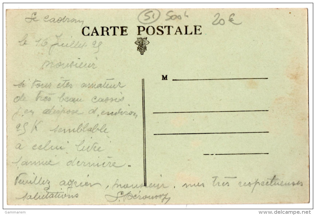 51 GERMAINE - Le Café Du Cadran Le Kiosque Et La Cour Animée - Cpa Marne - Autres & Non Classés