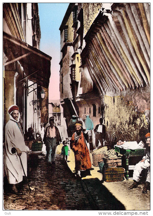 Algérie (Scènes Et Types Collection Artistique L'Afrique) Rue Arabe De La Casbah (Cpsm-CIM Cliché PROUHO 80)*PRIX FIXE - Scenes