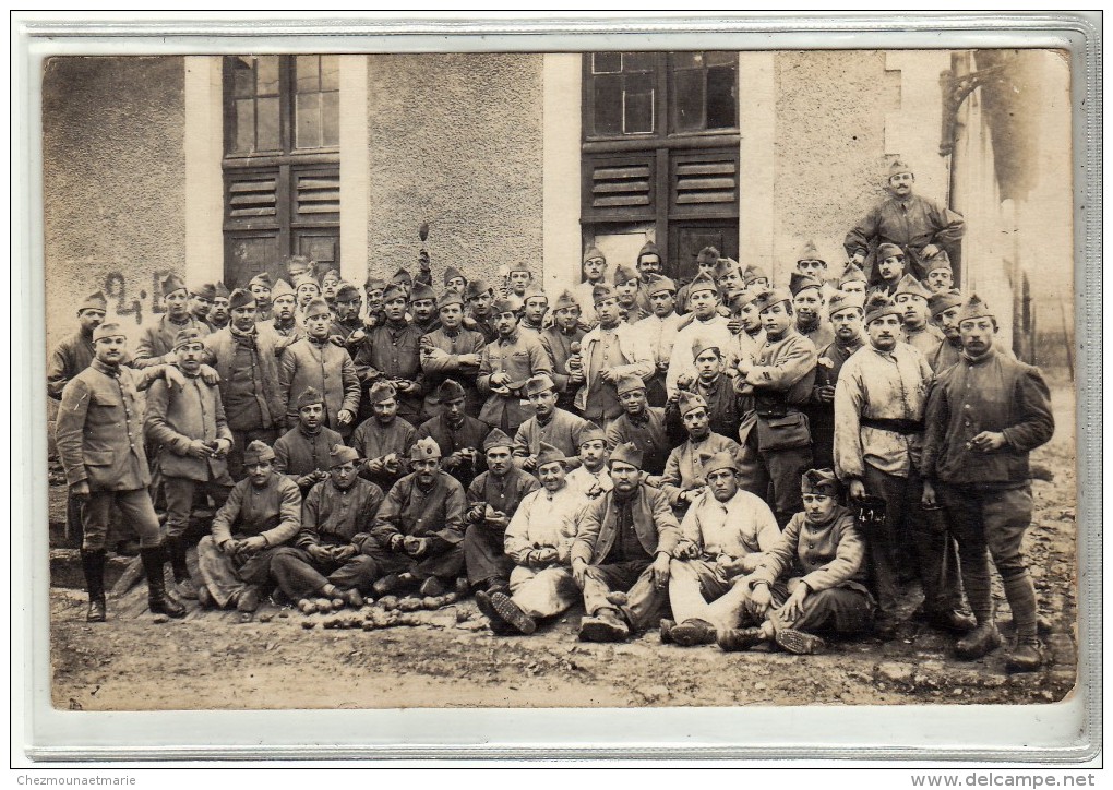 6 EME REGIMENT - CARTE PHOTO MILITAIRE - Régiments