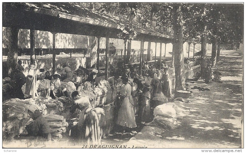 C P A  -  DRAGUIGNAN  Le  Lavoir - Draguignan