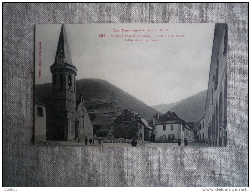 CPA Viella Iglesia Y La Plaza L´église Et La Place Labouche Frères Au Curé De Grépiac. 1920. Voir Photos. - Lérida