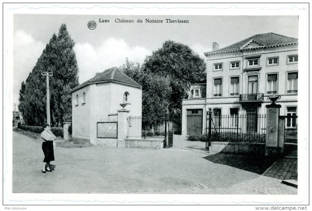 Lens. Château Du Notaire Thevissen. Kasteel Van Notaris Thevissen. - Lens