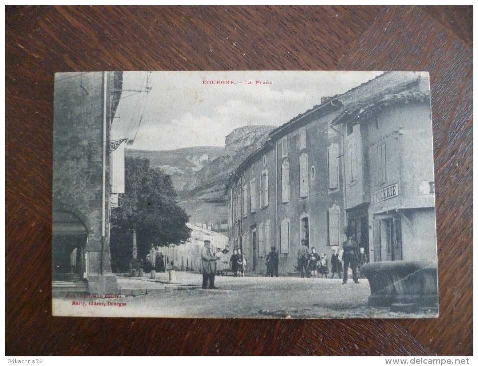 CPA 81 Tarn Dourgne La Place Au Dos Pub Magasins Du Printemps Desplats Et Sers Castres - Dourgne