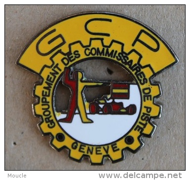 GCP - GROUPEMENT DES COMMISSAIRES DE PISTE GENEVE - SUISSE - CAR - VOITURE - EGF - AUTOMOBILE - AUTO - SCHWEZ -  (BRUN) - Rally