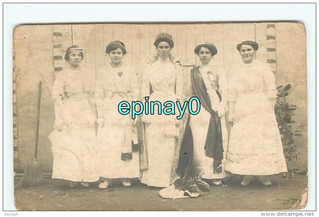 CARTE PHOTO à LOCALISER  - Fête De Village - Les Reines - Reine  - Mi Caréme - Carnaval - Kermesse - Photos