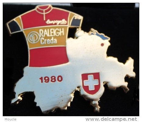 CYCLISME - VELO - CYCLISTE - BEAT BREU - MAILLOT PROFESSIONNEL 1980 RALEIGH CREDA - CARTE DE SUISSE  -    (13) - Radsport