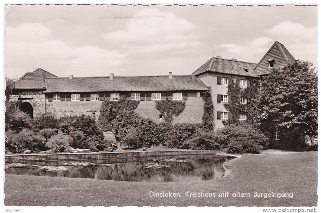 ALLEMAGNE DEUTSCHLAND   DINSLAKEN Kreishaus Mit Altem Burgeingang - Dinslaken
