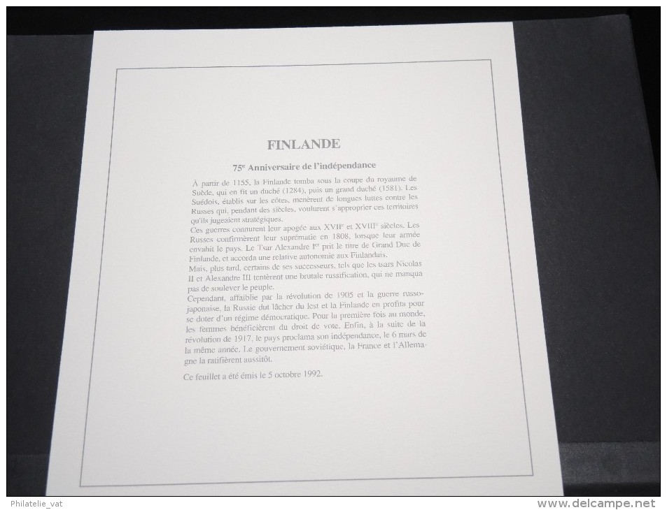 FINLANDE -  Bloc Luxe Avec Texte Explicatif - Belle Qualité - À Voir -  N° 11610 - Blokken & Velletjes
