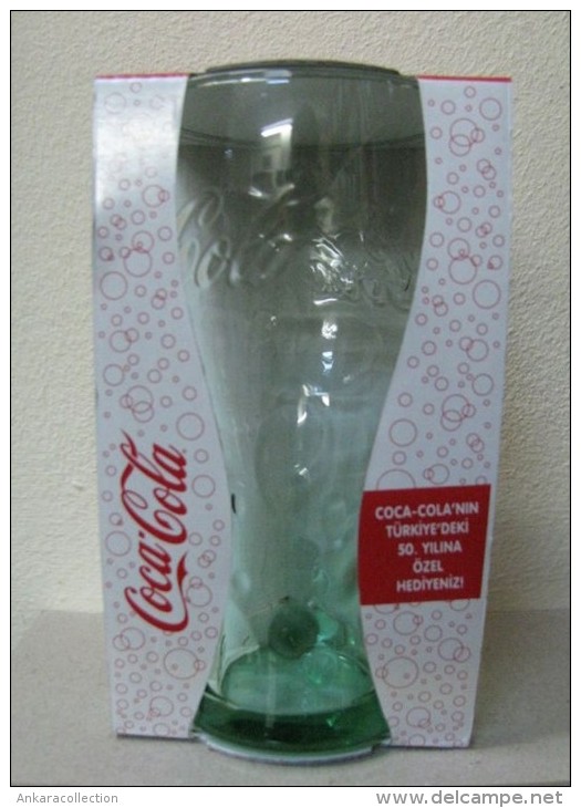 AC - COCA COLA 50TH YEAR IN TURKEY BUBLE FIGURED GREEN GLASS FROM TURKEY - Becher, Tassen, Gläser