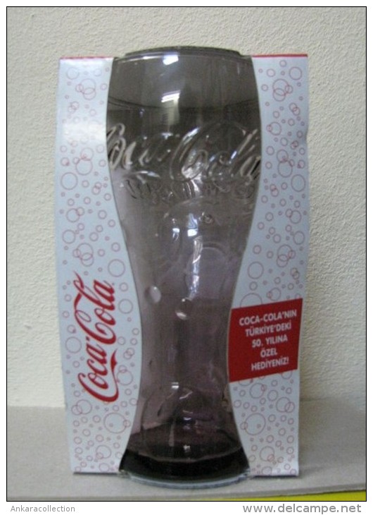 AC - COCA COLA 50th YEAR IN TURKEY BUBLE FIGURED PURPLE GLASS FROM TURKEY - Kopjes, Bekers & Glazen