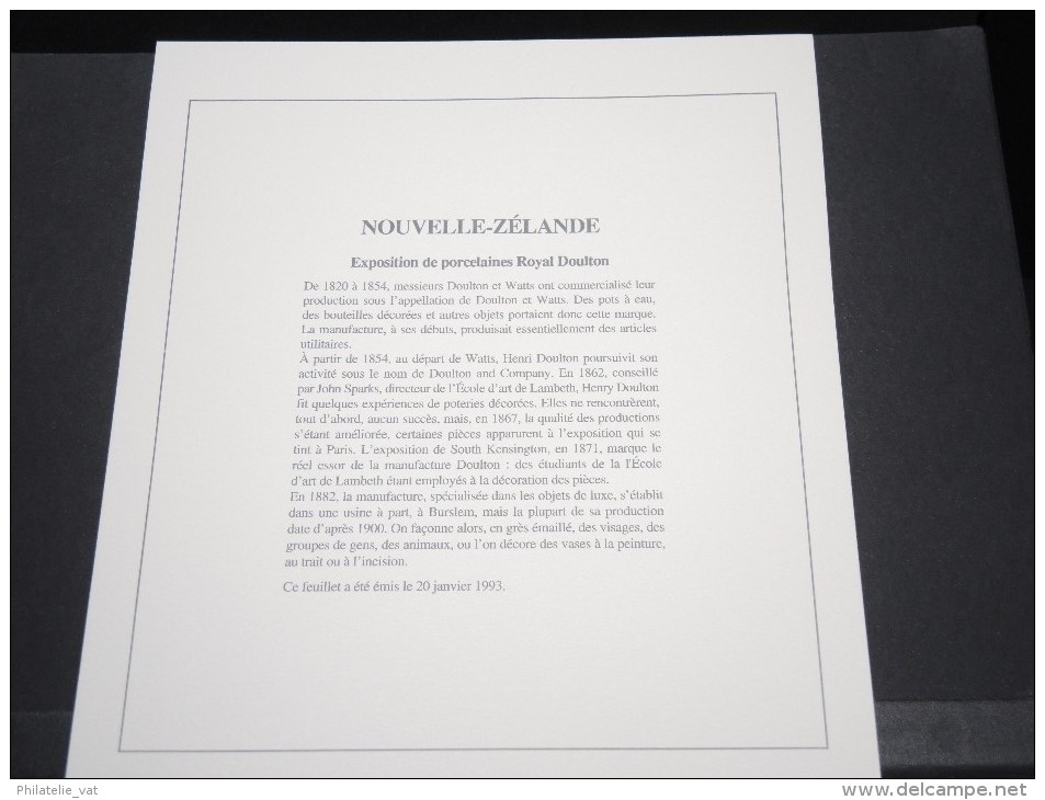 NOUVELLE ZELANDE - Bloc Luxe Avec Texte Explicatif - Belle Qualité - À Voir -  N° 11648 - Blocks & Sheetlets