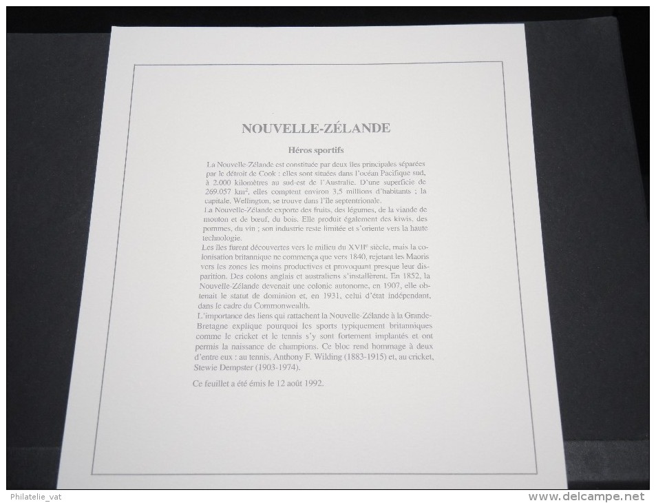 NOUVELLE ZELANDE - Bloc Luxe Avec Texte Explicatif - Belle Qualité - À Voir -  N° 11649 - Blokken & Velletjes