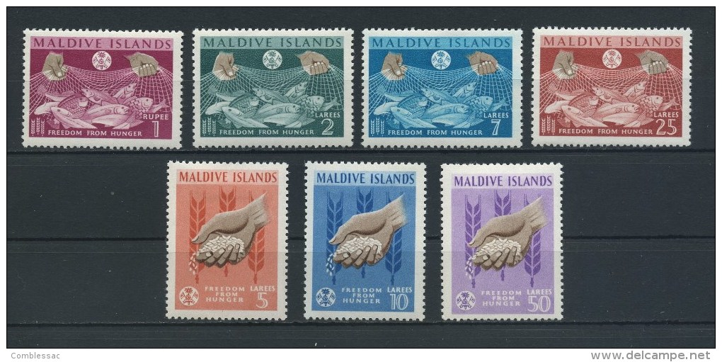 MALDIVE  ISLANDS    1963    Freedom  From  Hunger    Set  Of  7    MH - Maldivas (...-1965)