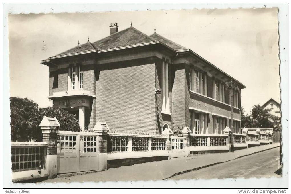 Deuil La Barre  (Val D´Oise) Ecole Des Filles - Deuil La Barre