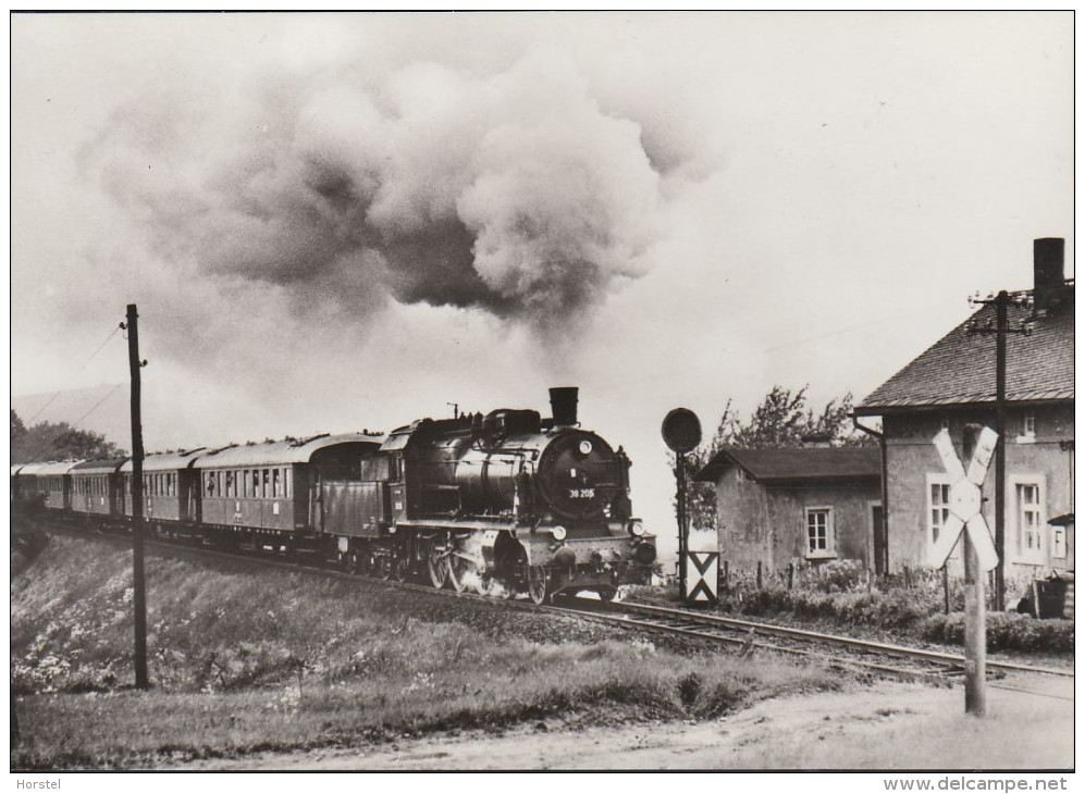 D-09356 St. Egidien - Dampflokomotive BR 38.2-3 - Train - Ausfahrt - Zwickau