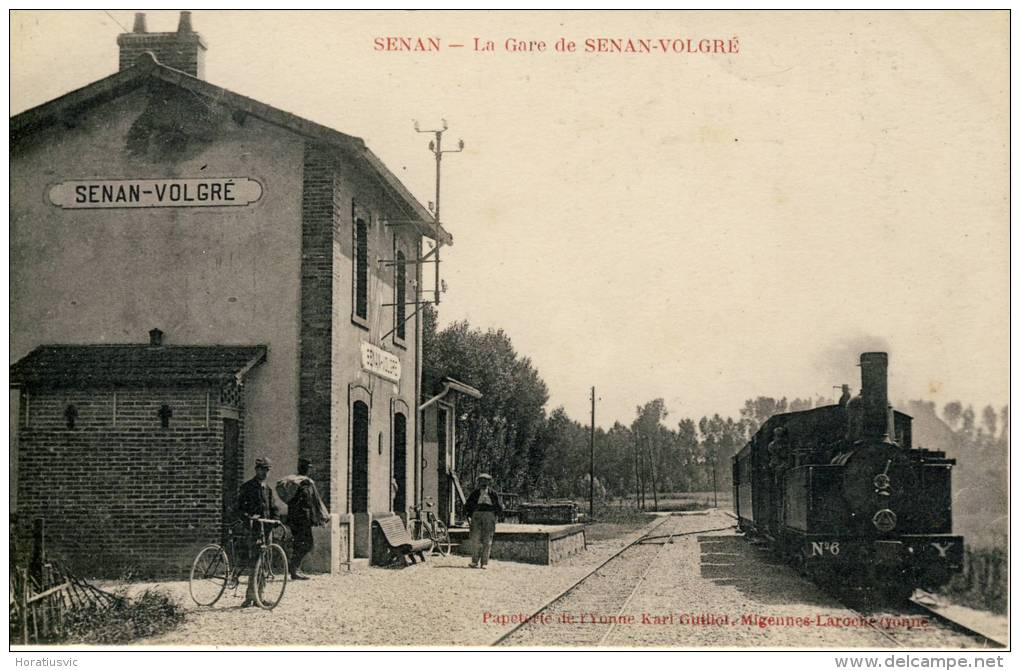 Senan-La Gare De Senan-Volgré-Gros Plan De Train-Karl Guillot - Autres & Non Classés