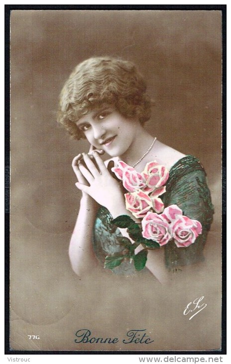 Jeune Femme Avec  Fleurs - Circulé - Circulated - Gelaufen -1913. - Femmes