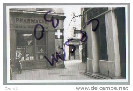 30 Gard - Nimes - Rue Des Marchands - Pharmacie Mutualiste - Mars 1961 (photo Perso) Tirage 20 Exemplaires - Nîmes