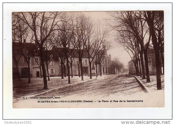 Mar16   8673951  Saint Gervais Les Trois Clochers  La Place Et Rue De La Gendarmerie - Saint Gervais Les Trois Clochers