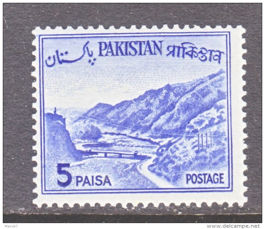 PAKISTAN  132 A    Type  I   **     1961-3 Issue - Pakistan