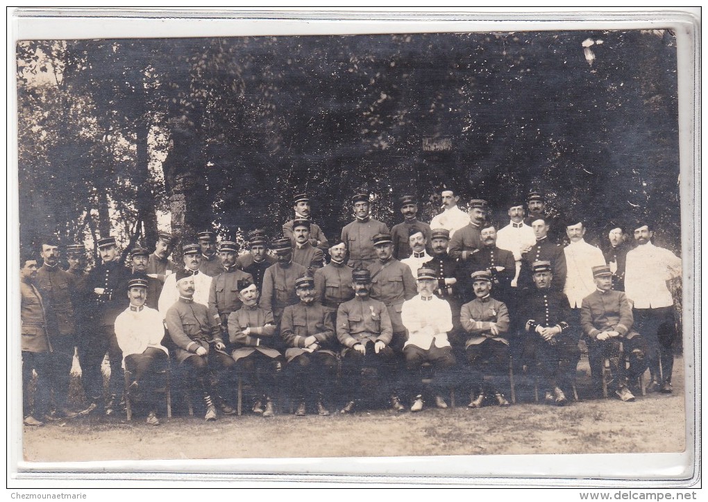 82 EME REGIMENT - LES OFFICIERS - CARTE PHOTO MILITAIRE - Personaggi