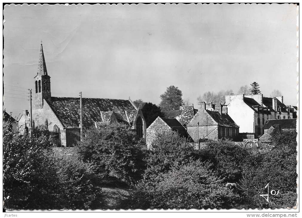 29 - ERGUE-GABERIC - Le Centre Du Bourg Et L'Eglise Paroissiale Du XVIe Siècle - Semi-Modene - Gd Format - Ergué-Gabéric