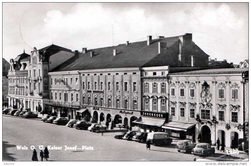 WELS (OÖ) - Kaiser Josef-Platz, Geschäfte, Alte Autos, Fotokarte Gel.1956 - Wels
