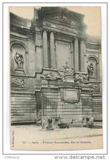 CPA 75 PARIS FONTAINE BOUCHARDON RUE DE GRENELLE - Statues