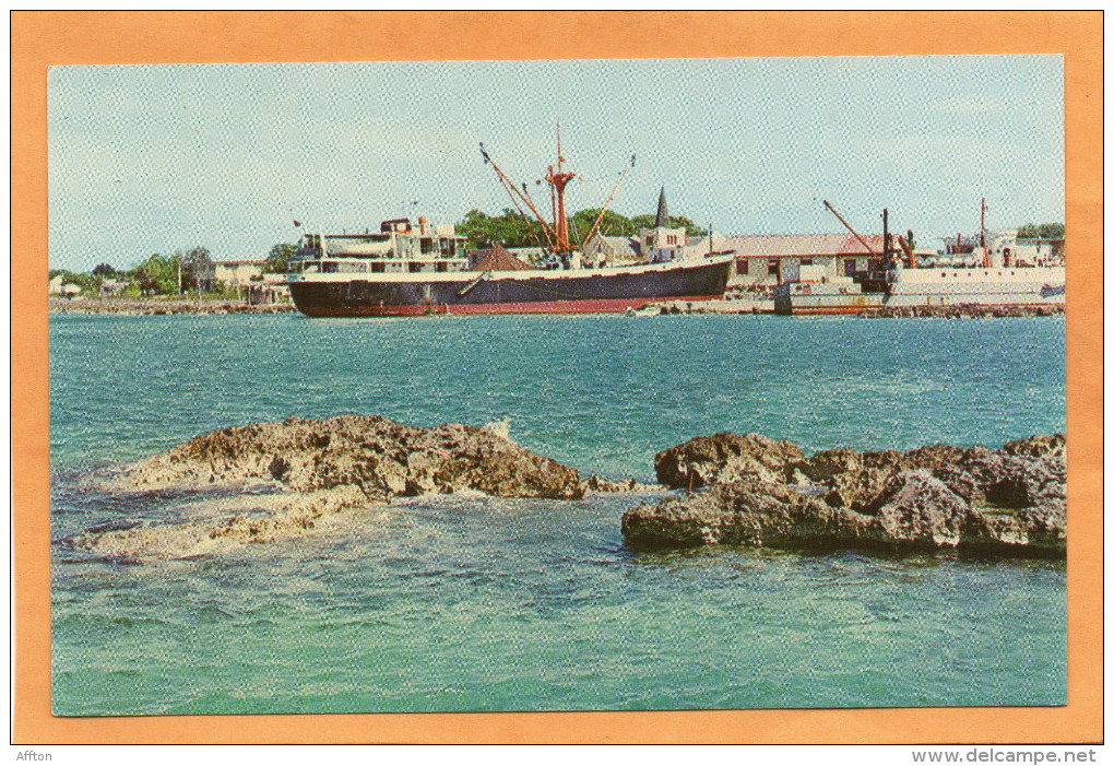 Georgetown Grand Cayman Islands Old Postcard - Caimán (Islas)