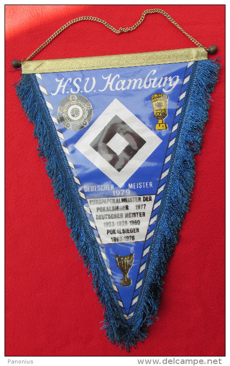 FOOTBALL / SOCCER / FUTBOL / CALCIO - Hamburger SV, Germany, Vintage Big Pennant, Wimpel - Habillement, Souvenirs & Autres