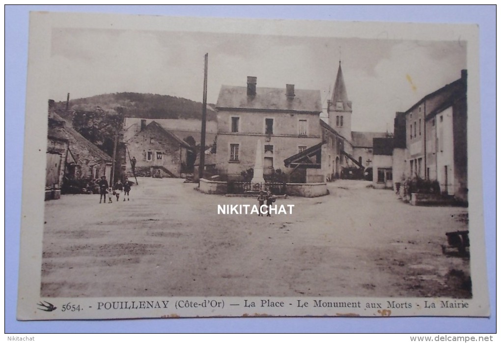 Pouillenay-La Place-Lemonument Aux Morts-La Mairie - Autres & Non Classés