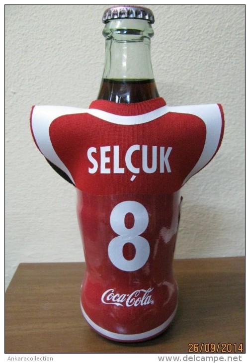 AC - COCA COLA  EMPTY BOTTLE & CROWN CAP TURKISH FOOTBALL NATIONAL TEAM NAMES SOCCER - 8 - SELCUK - Bottles