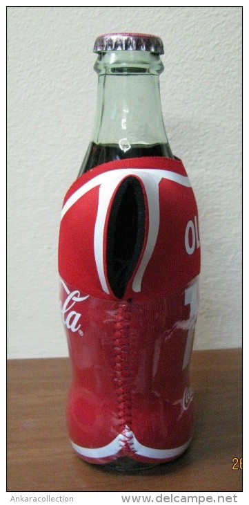 AC - COCA COLA EMPTY BOTTLE & CROWN CAP TURKISH FOOTBALL NATIONAL TEAM NAMES SOCCER - 19 - MEVLUT - Bottles