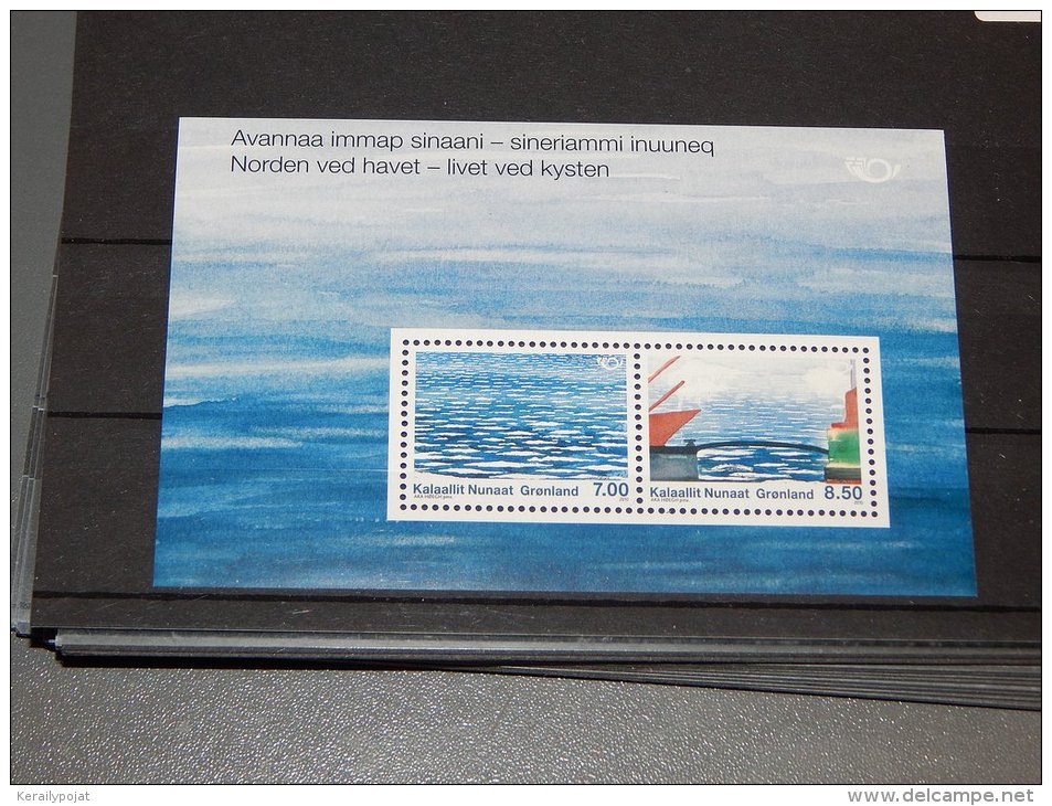 Greenland - 2010 Life At Sea Block MNH__(TH-7596) - Blocks & Sheetlets