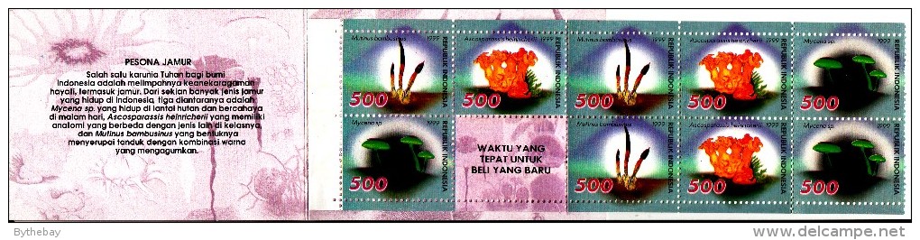 Indonesia Booklet Scott #1838a Pane Of 3 Each Plus Label: Mushrooms - Indonésie