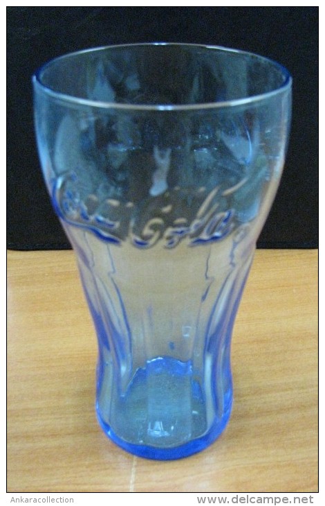 AC - COCA COLA 2008 RAMADAN BLUE GLASS FROM TURKEY - Kopjes, Bekers & Glazen