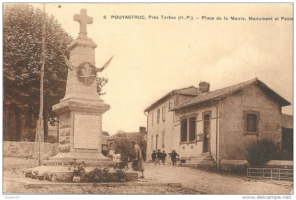 POUYASTRUC - 65 - Place De La Mairie - Monument Et Poste - ENCH - - Pouyastruc