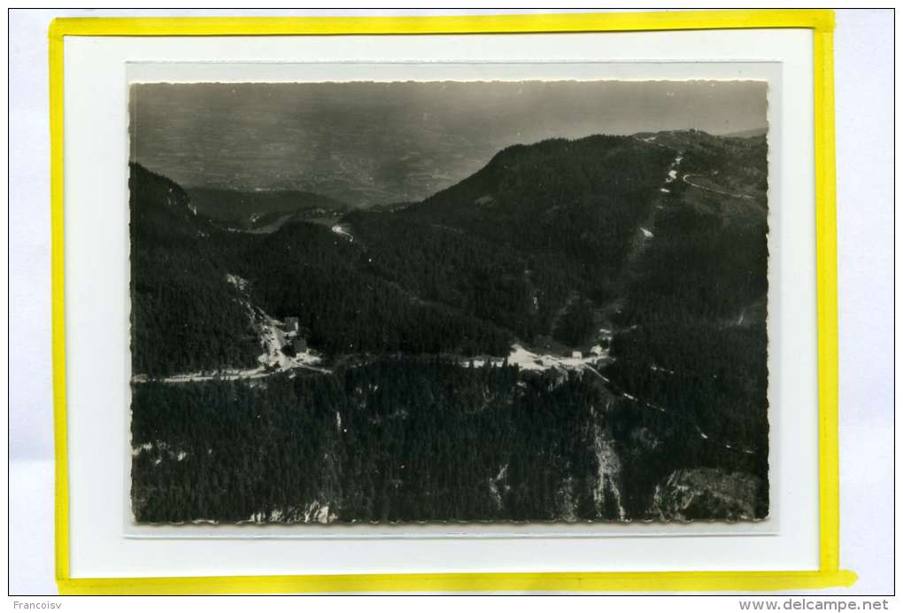 Le Col De La Faucille. La Vieille Faucille Et Le Mont Rond.   Edit Cellard N° 52076 - Bellegarde-sur-Valserine